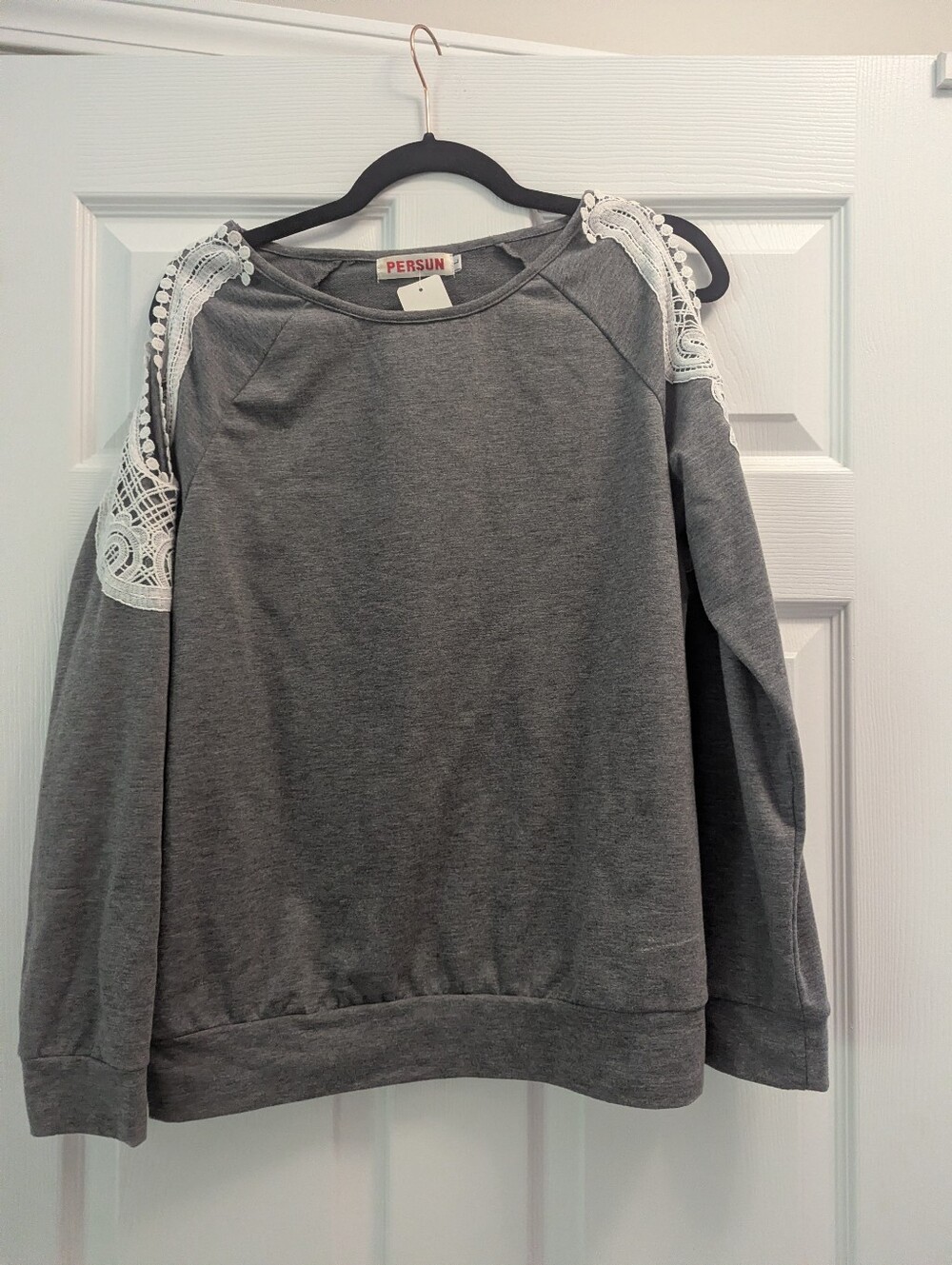 PERSUN Women’s Large Gray Sweatshirt White Crochet Lace Shoulder Pullover